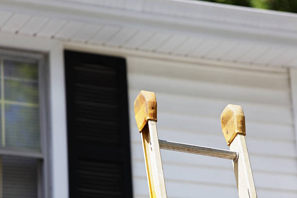 Best Moving and Downsizing Cleanouts  in Rainbow Lakes Estates, FL